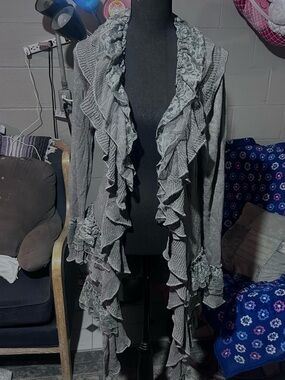 Women's Grey Ruffle Open-Front Sweater Cardigan
